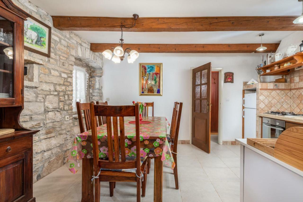 Holiday Home Ana Kanfanar Kültér fotó